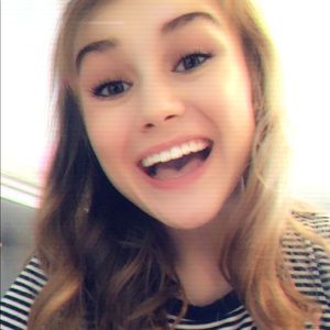 Meet your Posher, Rebecca